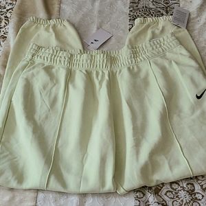 Nike XXL Washed Fleece Pants